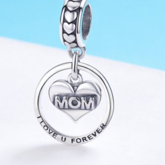 🎄Sterling Silver 'Mom I Love You Forever' Heart Charm. - Picture 1 of 4